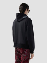 Felpa con cappuccio stampata gotica