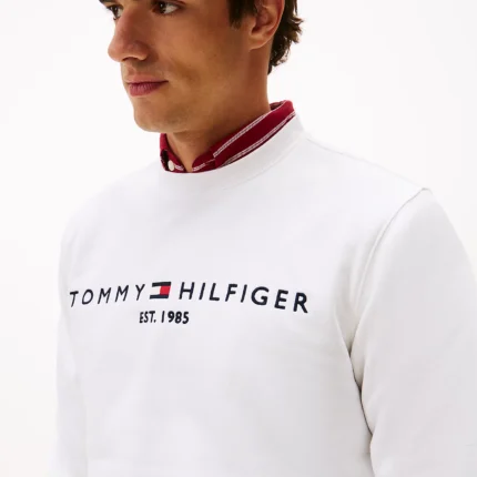 Flex fabric sweatshirt with embroidered